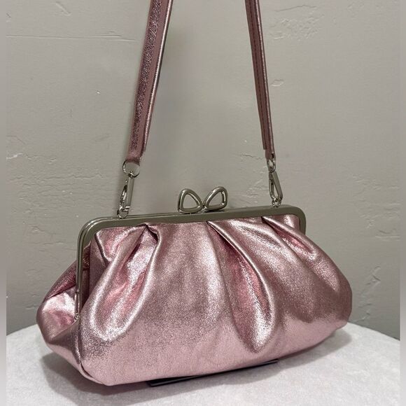 Pearlescent Pink Lambskin Handmade “Bow” Shaped Kisslock Slouchy Bag, Multi Use - Picture 6 of 16